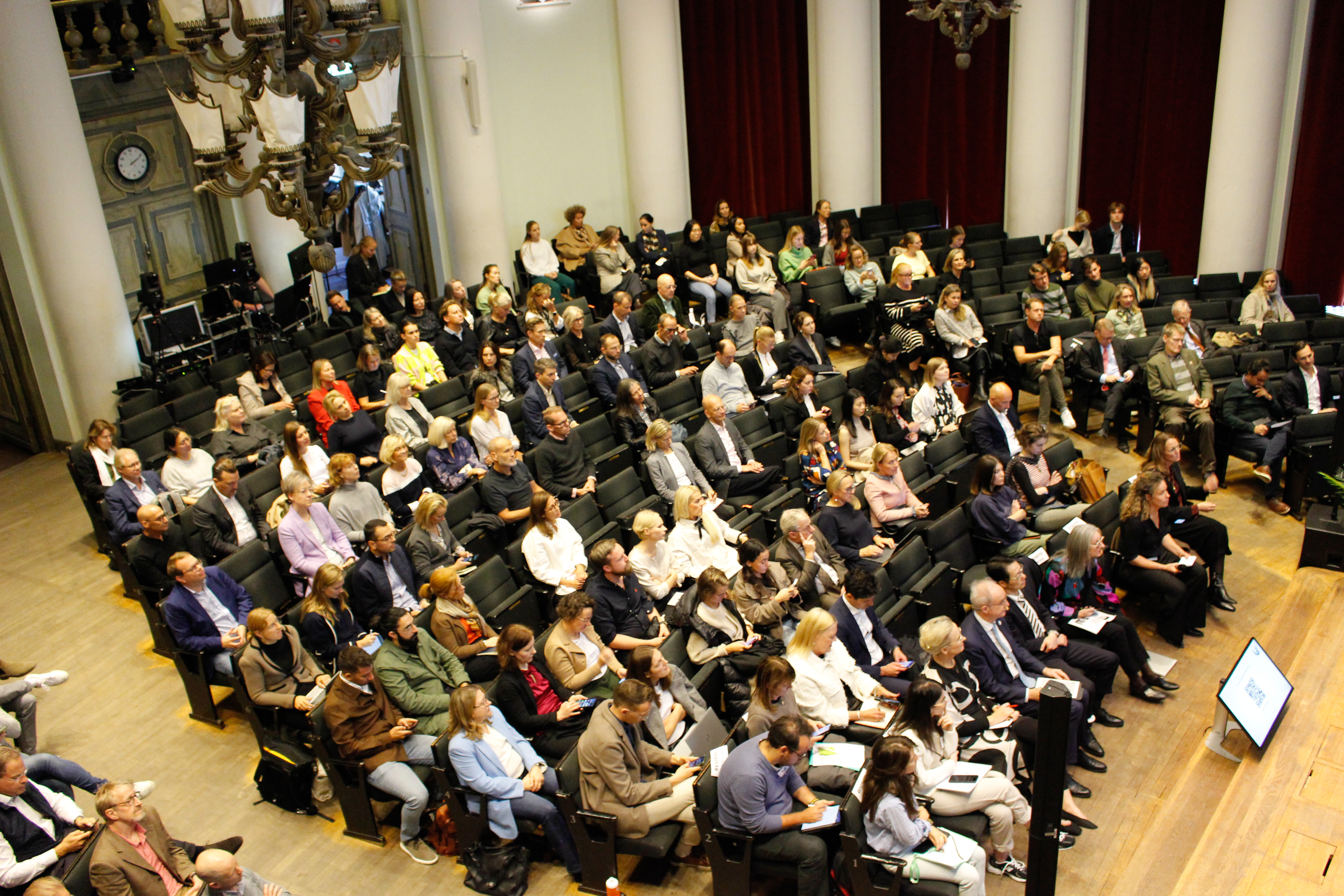 Aula the audience